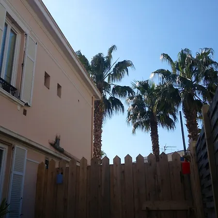 De La Pinede